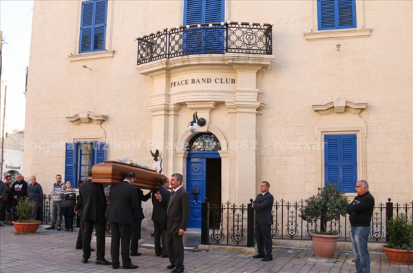 Il-Funeral tan-Nutar Joseph Spiteri; Tingħata l-aħħar tislima minngħand is-Soċjeta Mużikali Peace 